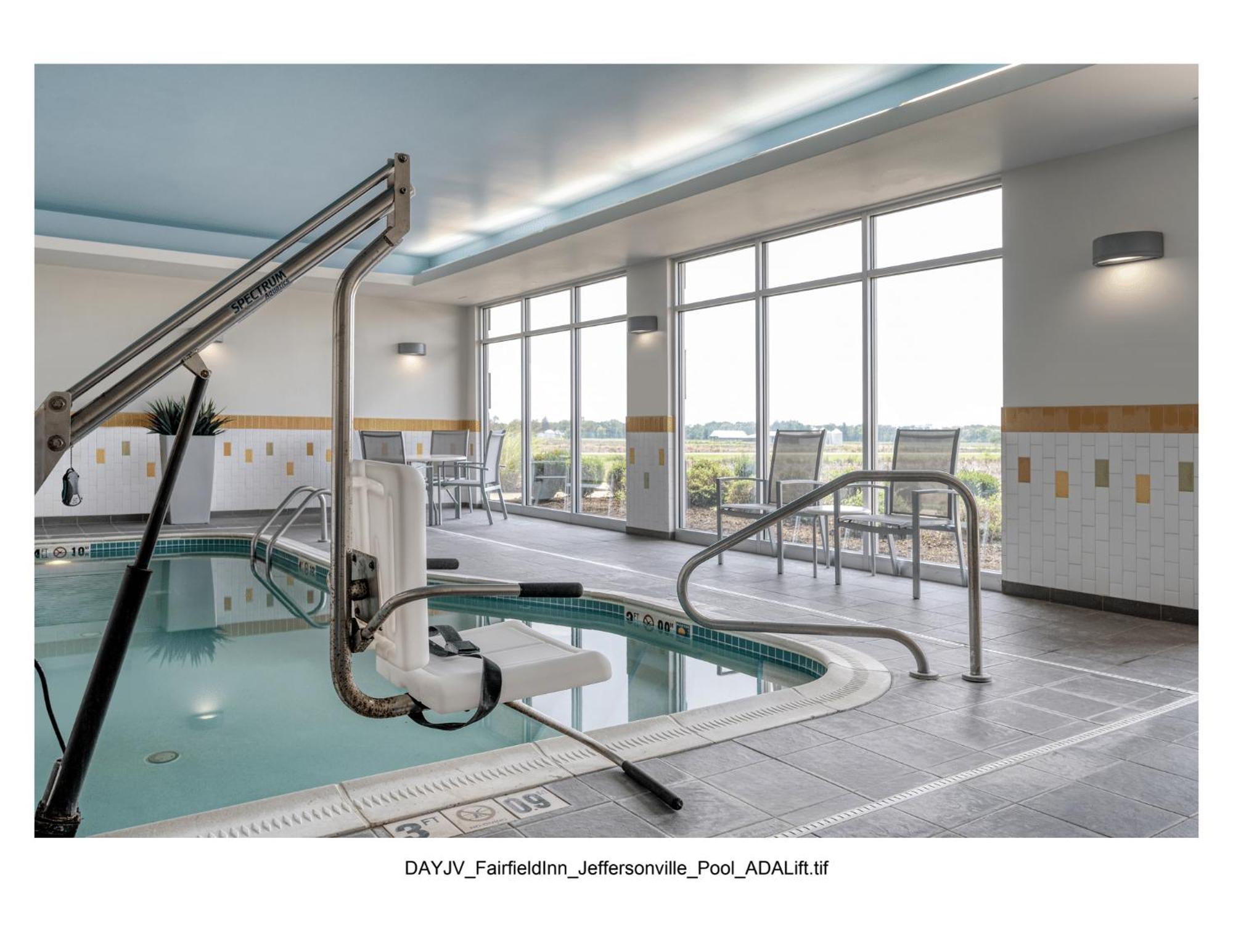 Fairfield Inn & Suites By Marriott Jeffersonville I-71 Extérieur photo