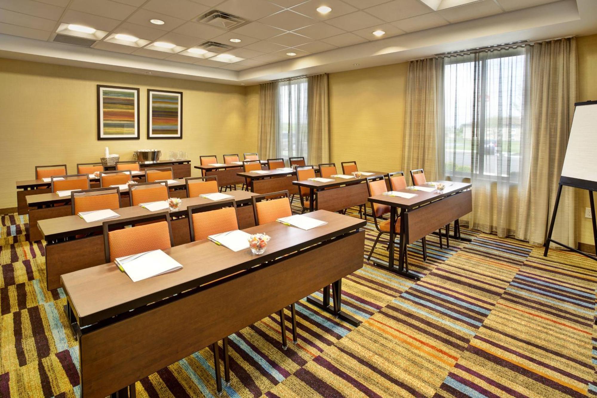 Fairfield Inn & Suites By Marriott Jeffersonville I-71 Extérieur photo