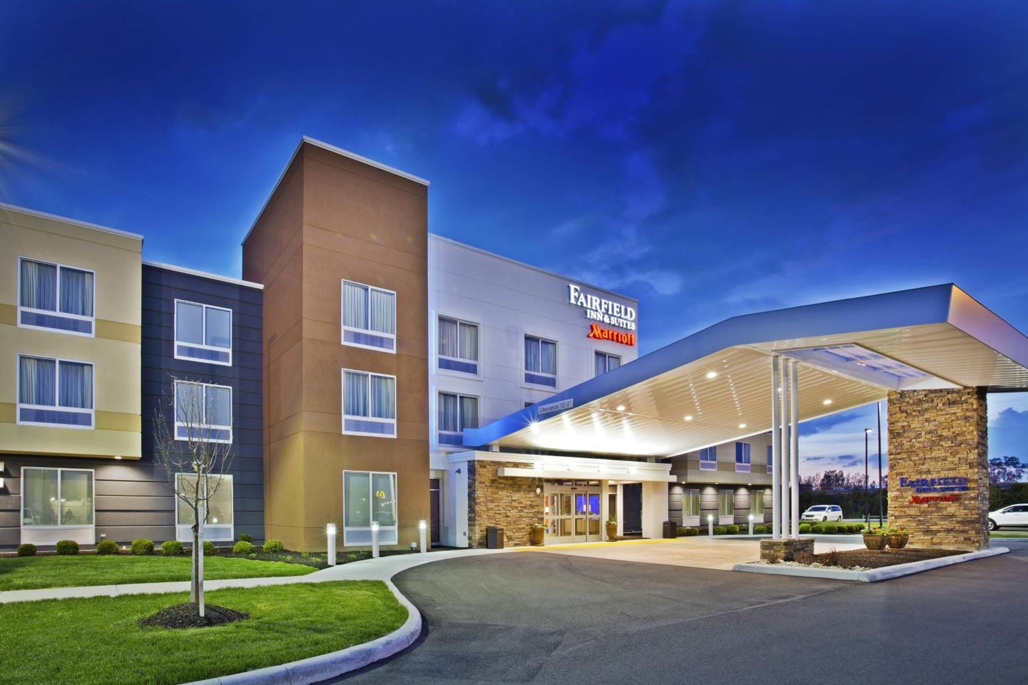 Fairfield Inn & Suites By Marriott Jeffersonville I-71 Extérieur photo